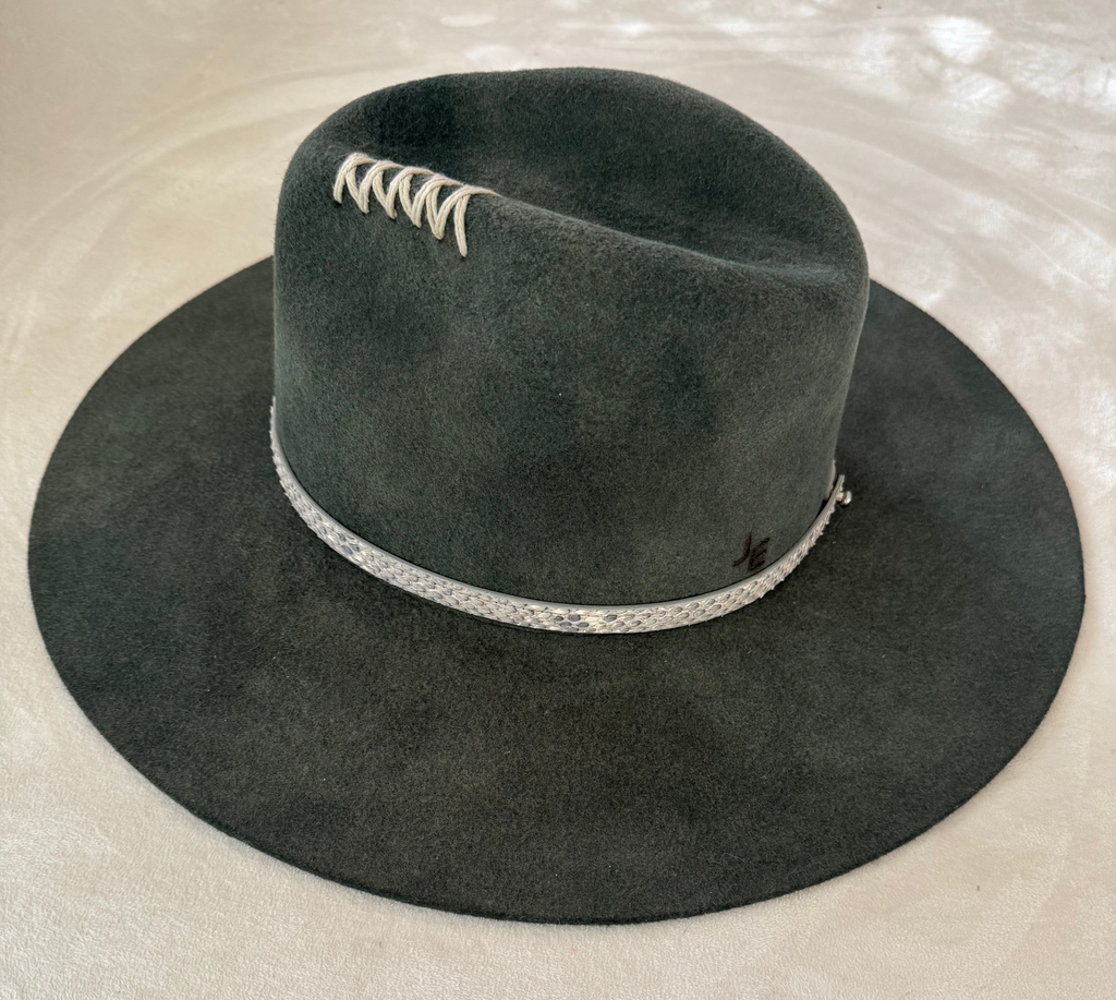 H+H Washed Green Felt