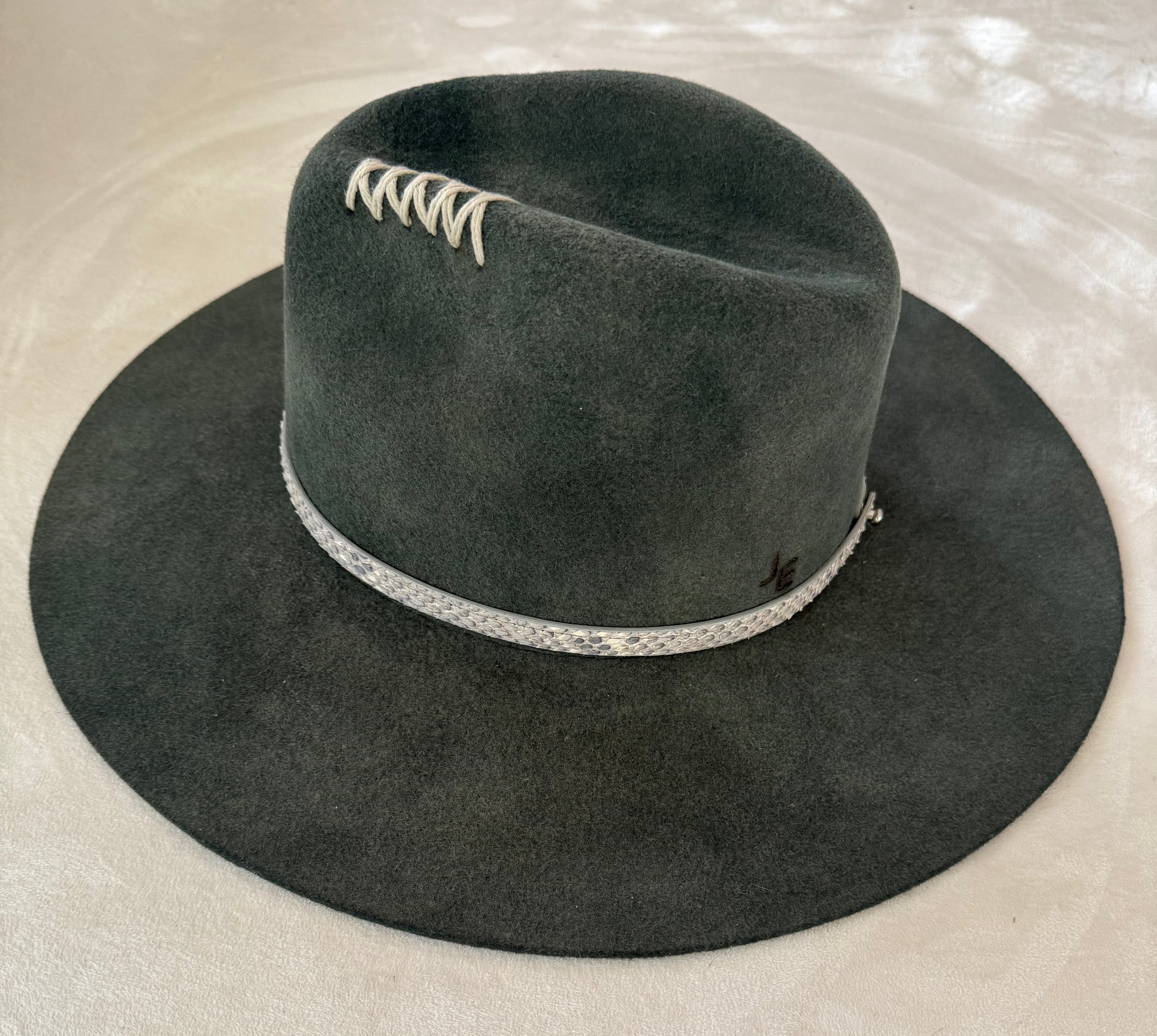 H+H Washed Green Felt