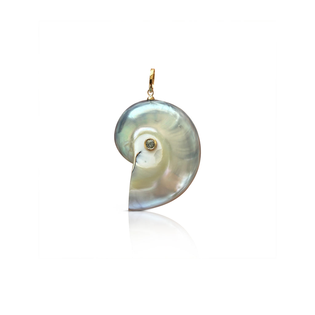 14k Mother of Pearl Grey Shell Pendant