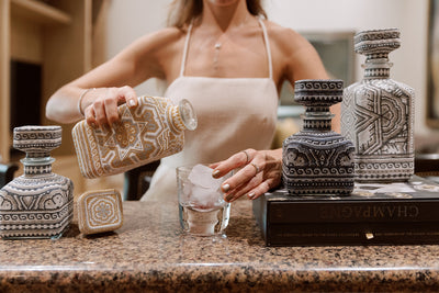 Huichol Decanter - Negro