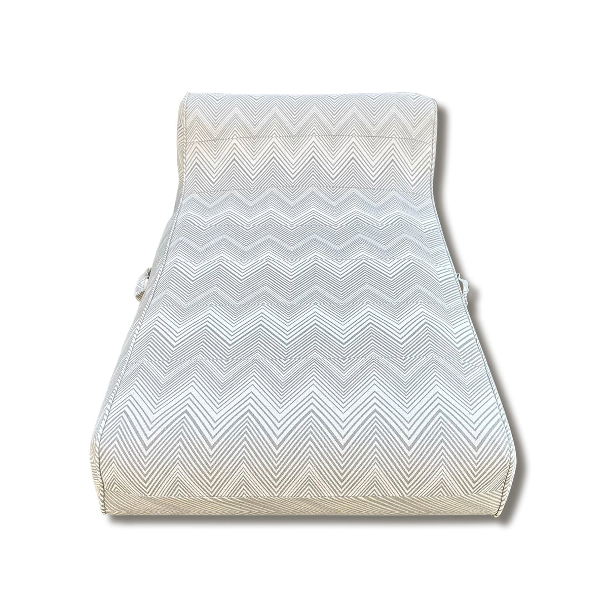 Luxe Linen-Like Inflatable Pool Lounge-Oyster Zag