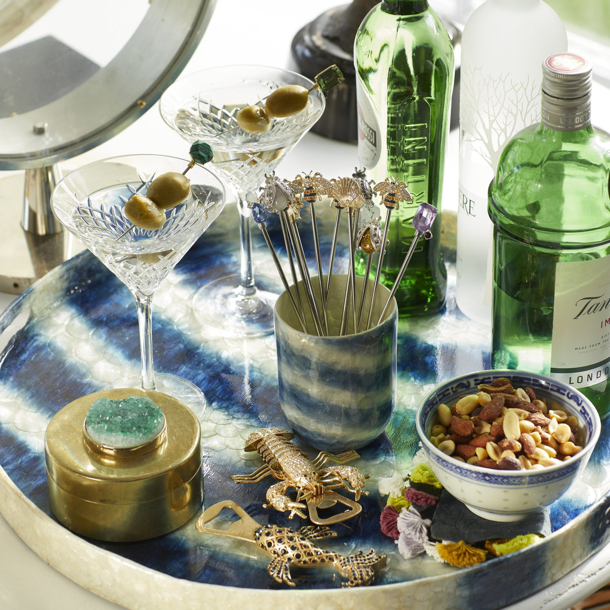 Shell swizzle sticks