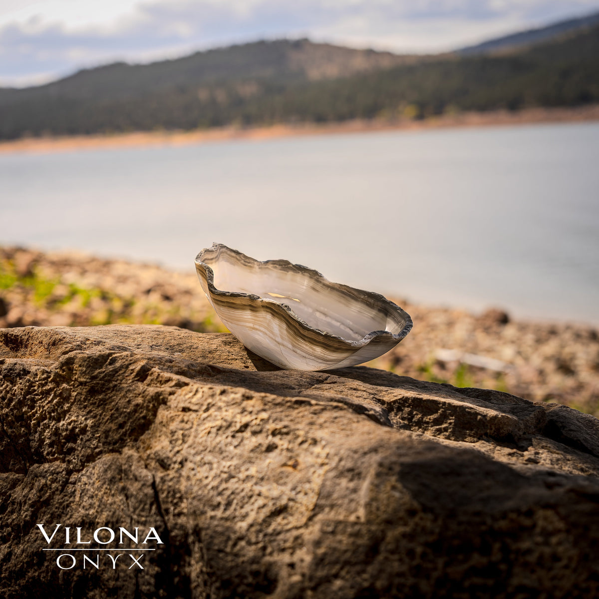 Ice White (Onyx Bowl #2)