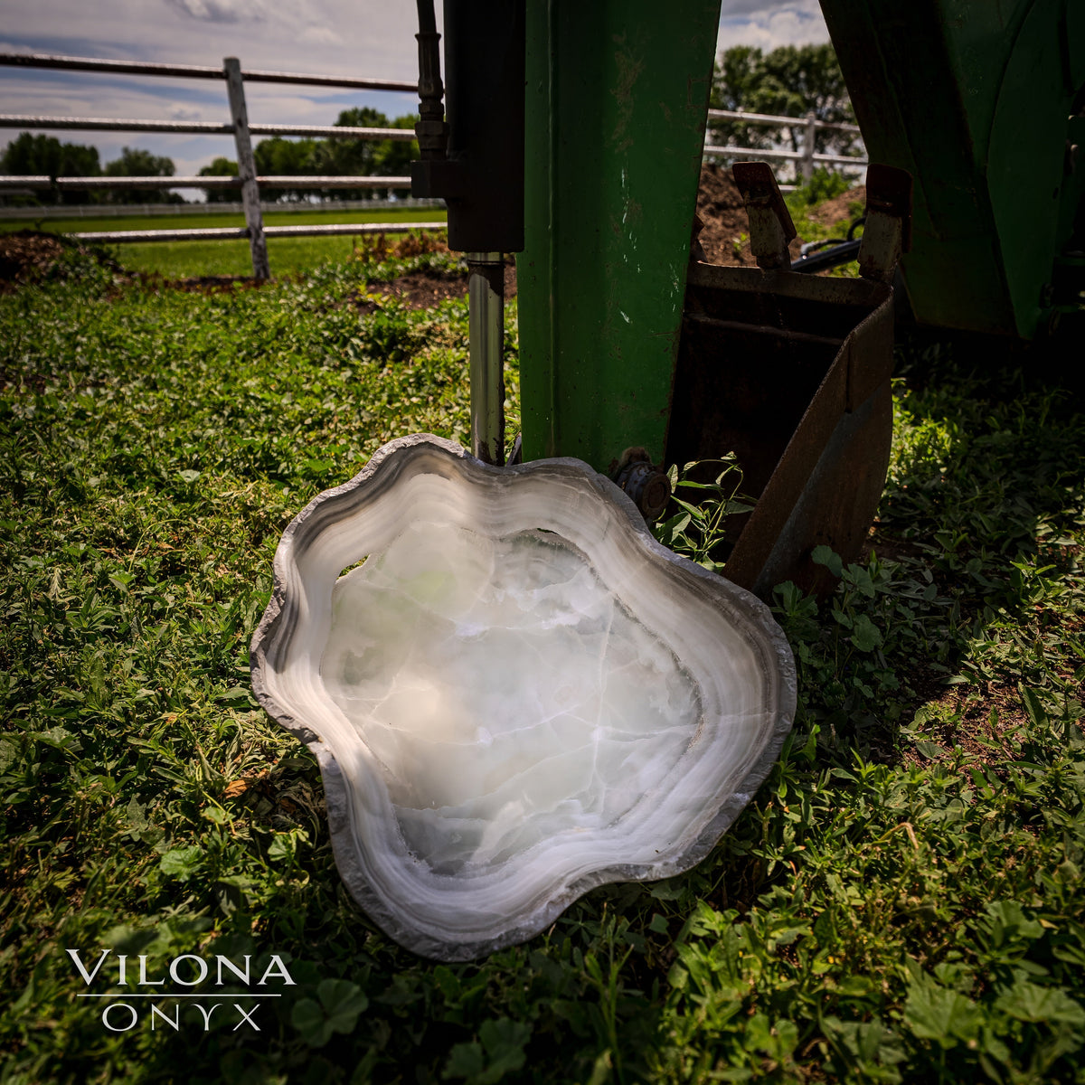 White Ice (Onyx Bowl #1)