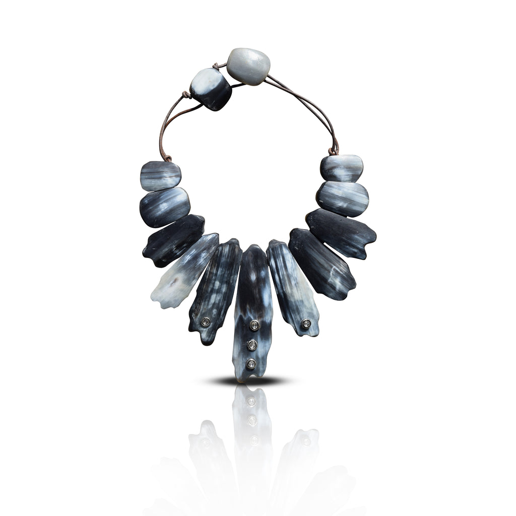 Dark Matte Horn Collar
